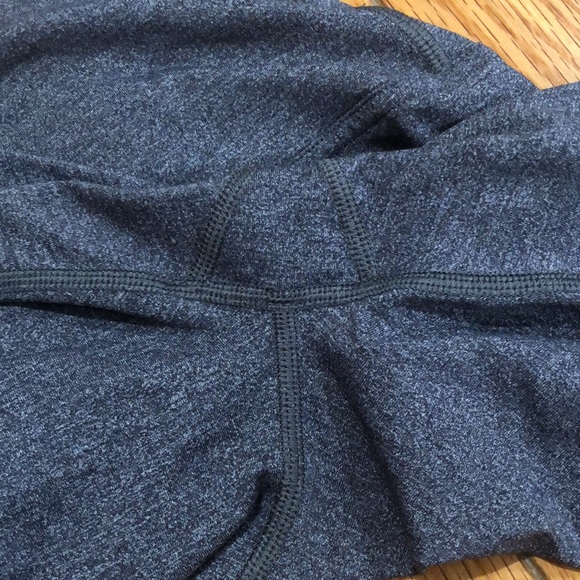 Lulu🍋 Take a Hint High Rise Tight 25” size 6 - Picture 7 of 11